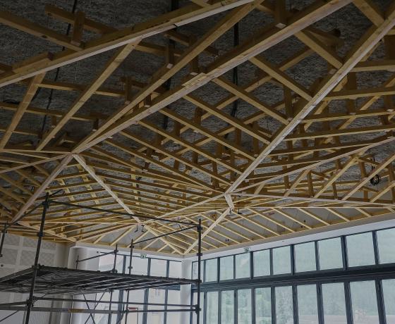 Plafond salle polyvalente